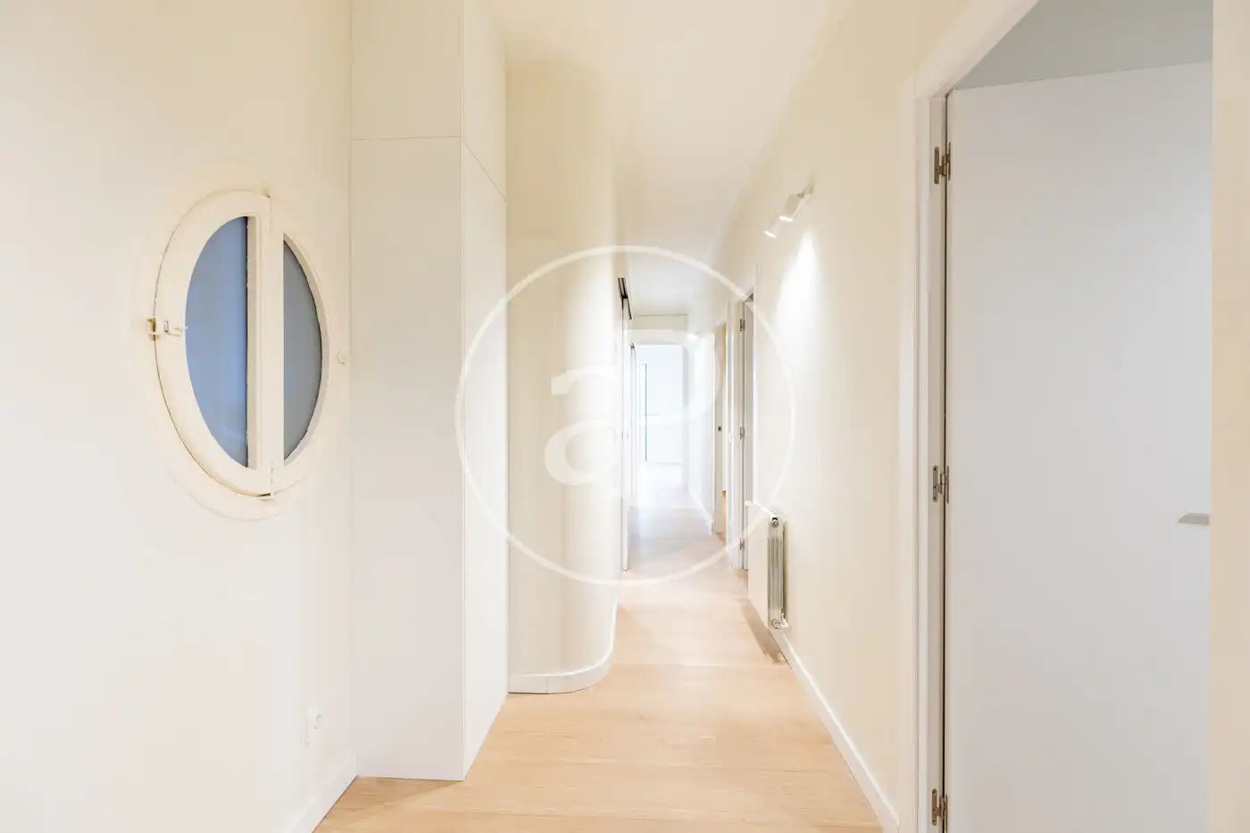 Piso en venta en Barcelona con Aire acondicionado, Calefacción y Balcón