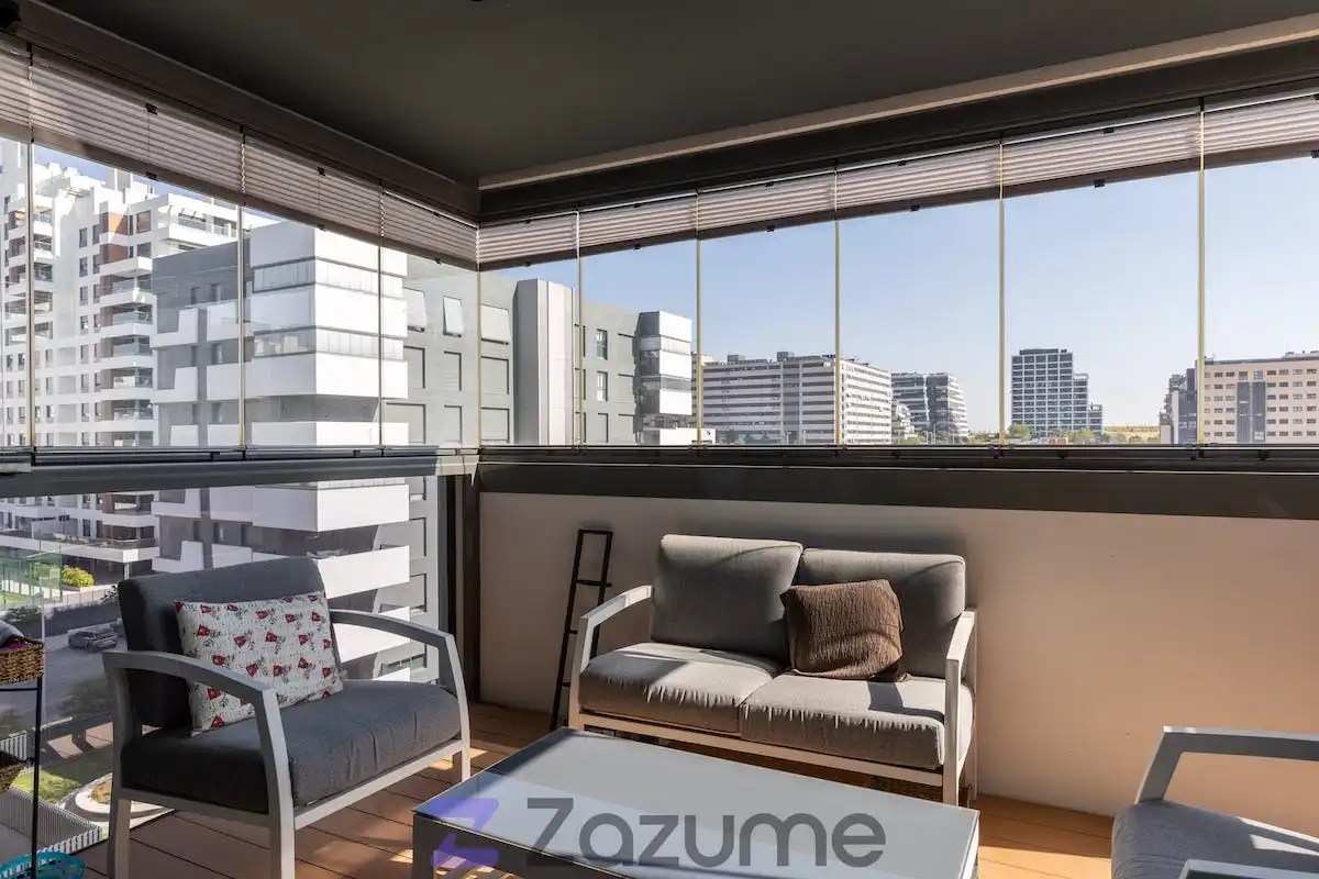 Balcony of Flat for rent in Madrid  with Air Conditioner, Private garden and Terrace