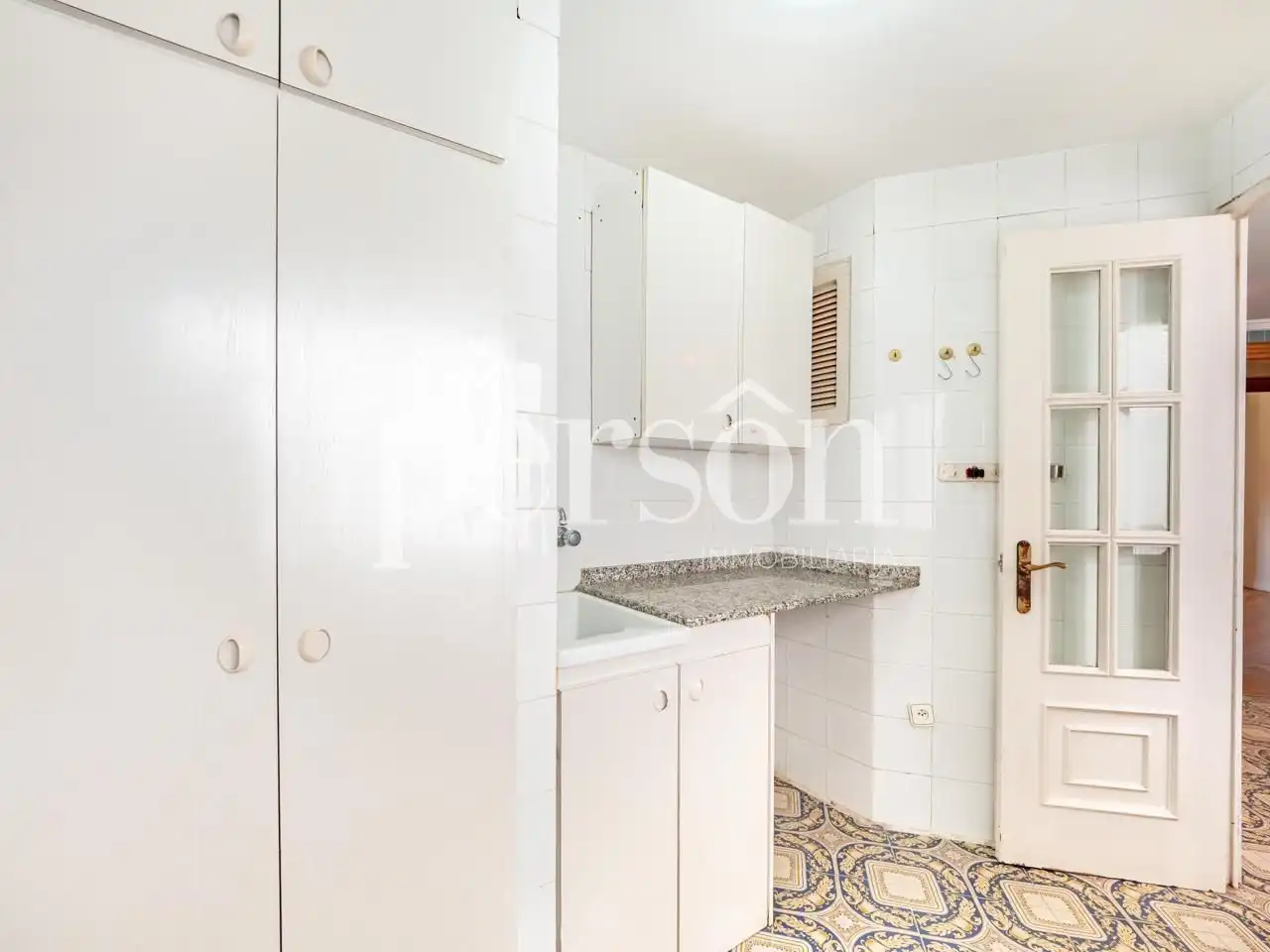 Bedroom of Flat for sale in Valencia  with Parquet flooring and Balcony