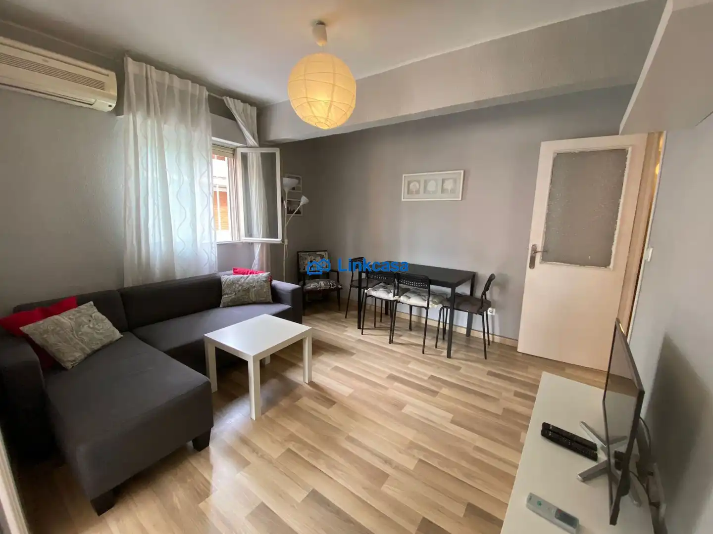 Living room of Flat for sale in Madrid  with Air Conditioner, Heating and Terrace