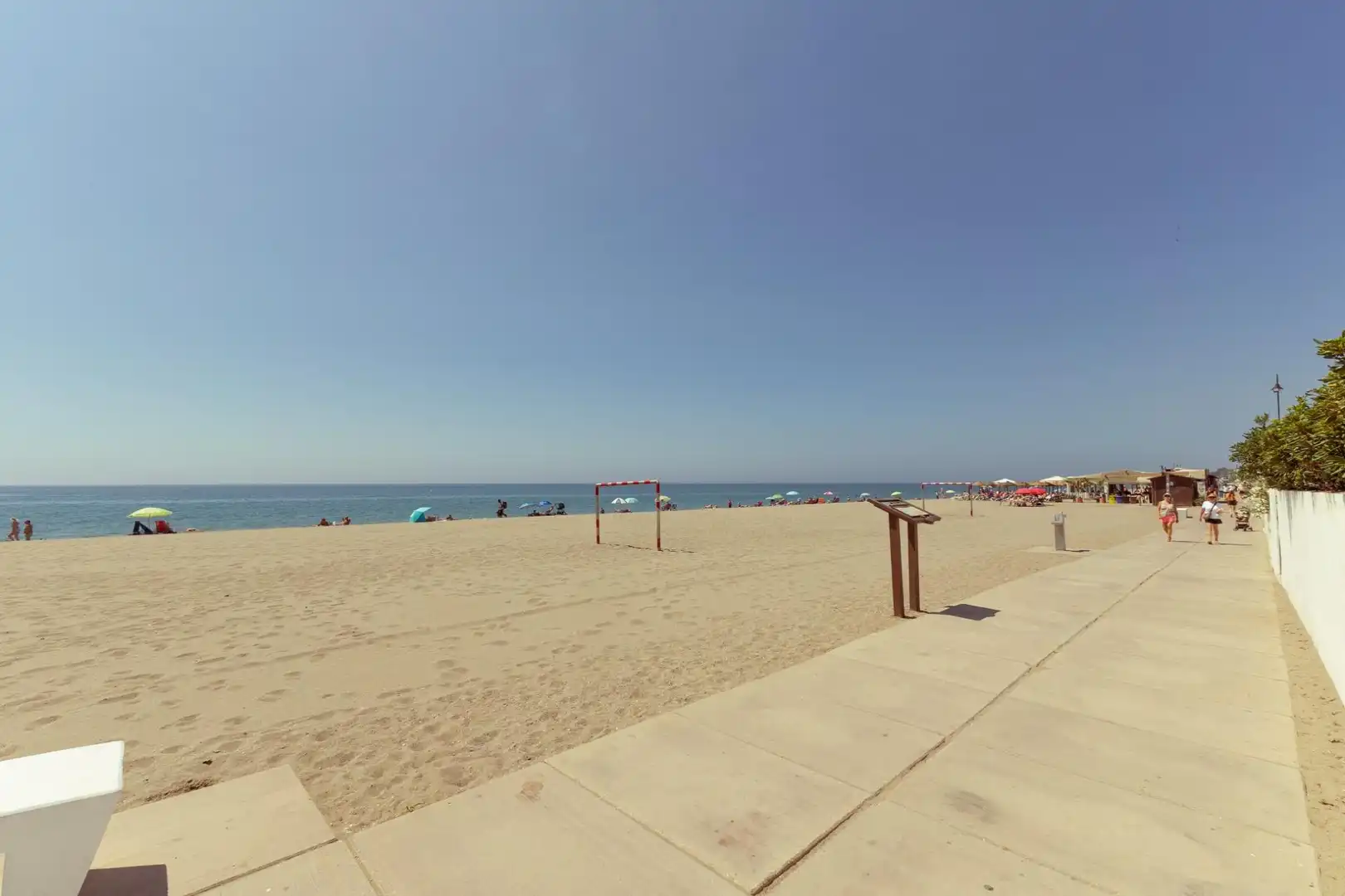 Außenansicht von Einfamilien-Reihenhaus zum Verkauf in Mijas