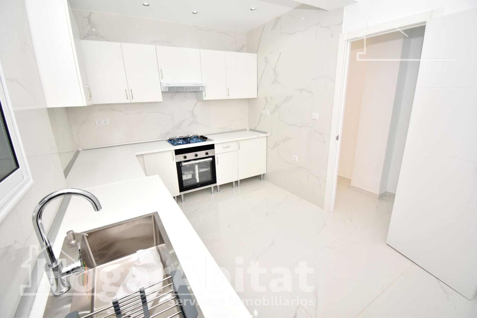 Kitchen of Flat for sale in Castellón de la Plana / Castelló de la Plana  with Storage room