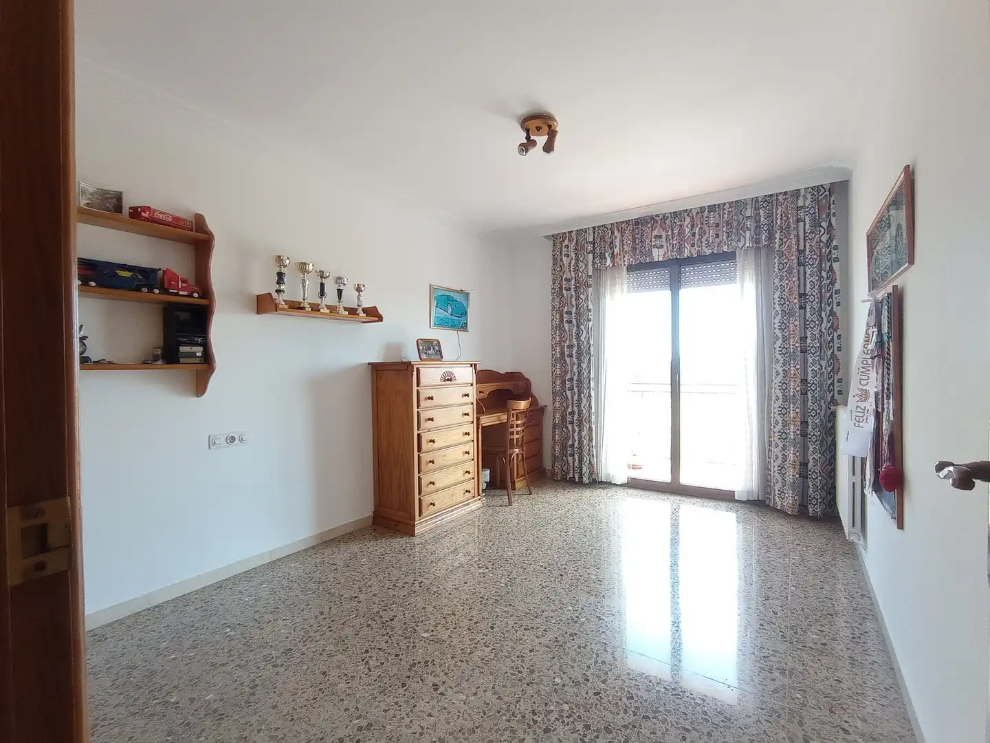 Wohnzimmer von Einfamilien-Reihenhaus zum Verkauf in Santa Perpètua de Mogoda mit Klimaanlage, Heizung und Terrasse