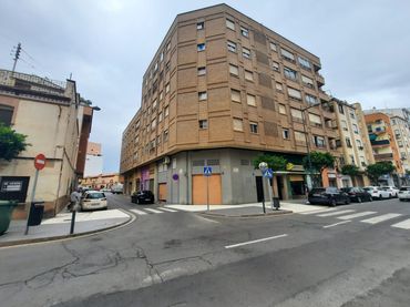 Local comercial en alquiler en Carrer de Joaquín Costa 39
