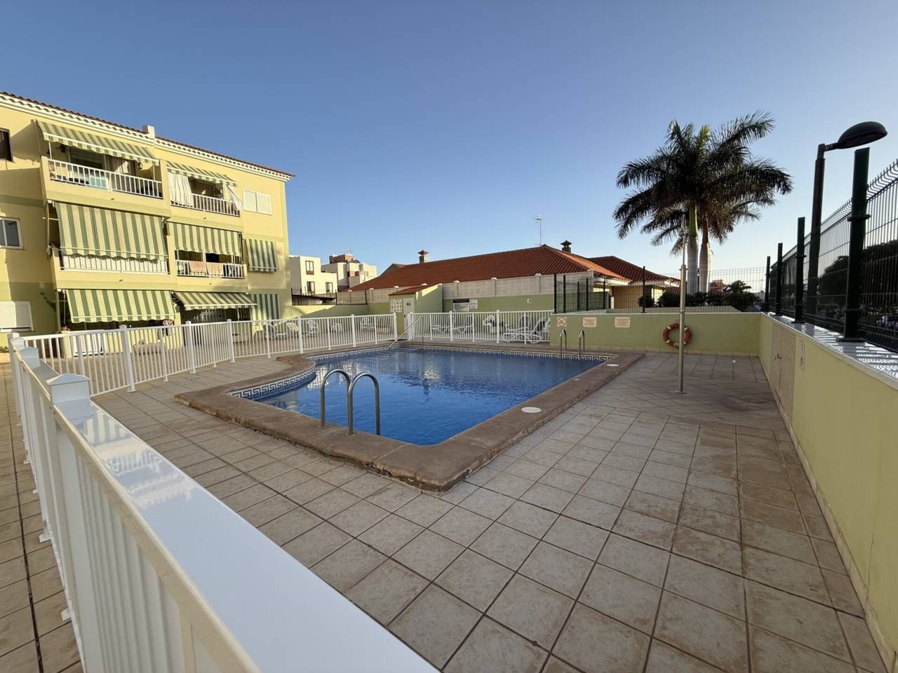 Swimming pool of Flat to rent in Arona  with Terrace, Furnished and Community pool