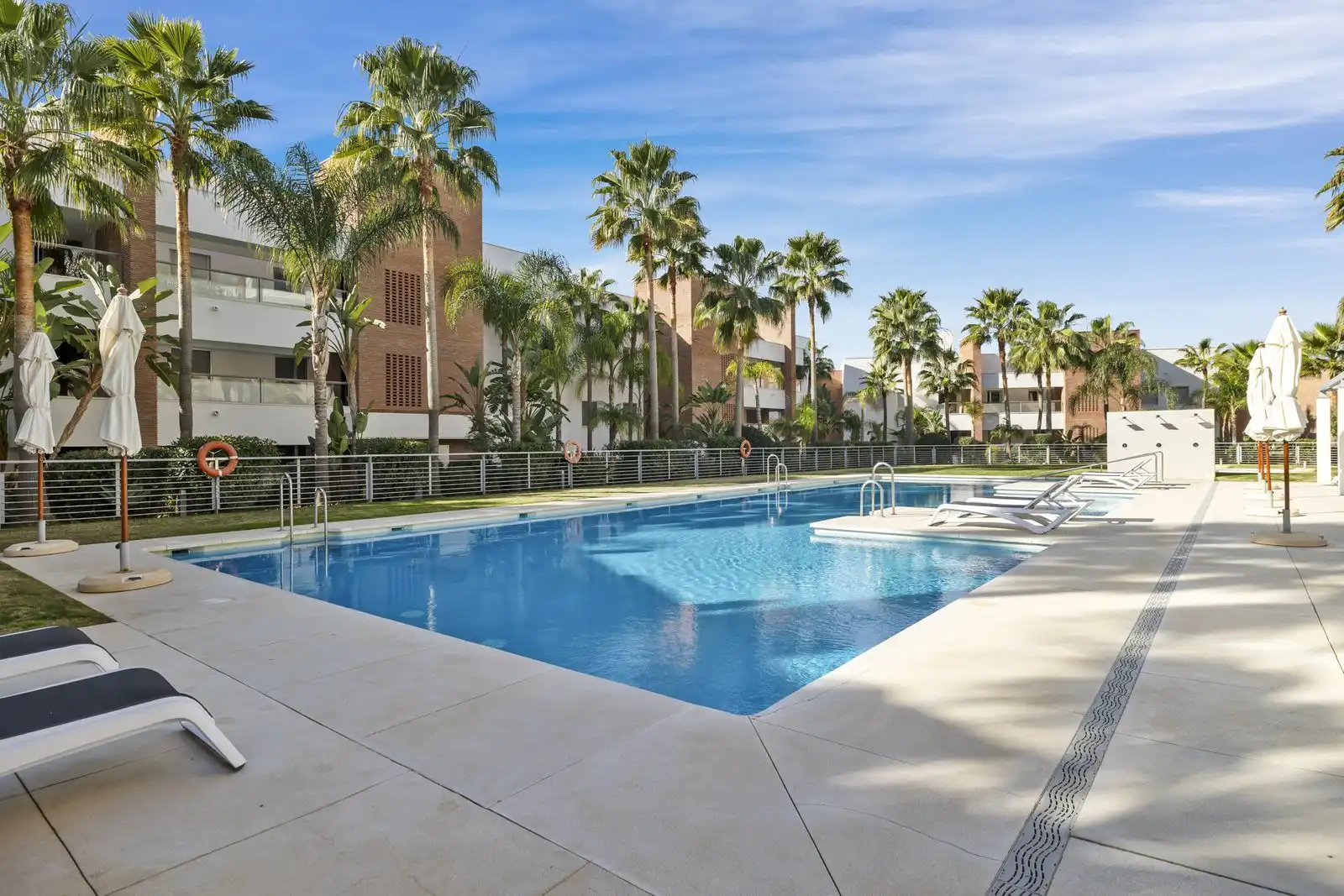 Apartamento con piscina en venta en Calle Los Arqueros 24, imagen 25