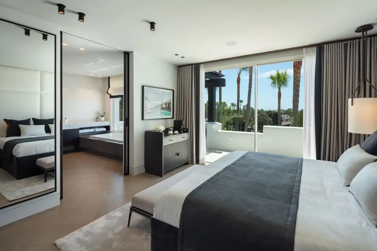 Bedroom of Duplexes for sale in Marbella  with Air Conditioner, Terrace and Community pool