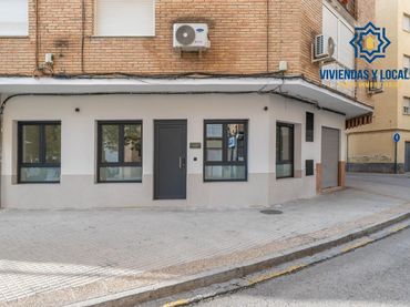 Pis amb ascensor en venda a Plaza FONTIVEROS 4
