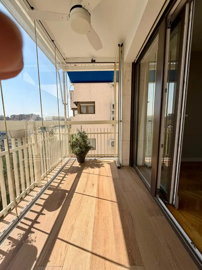 Terrassa de Pis en venda en Madrid amb Aire condicionat, Calefacció i Jardí privat