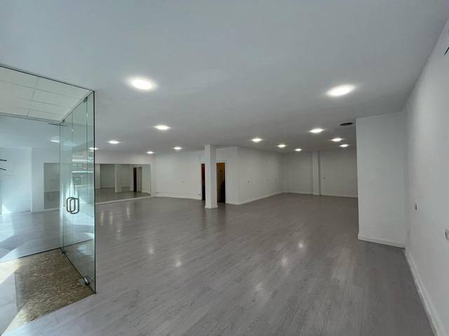 Local comercial en Venta en Calle Delicias en El Torreón - Los Ángeles - El Pilar