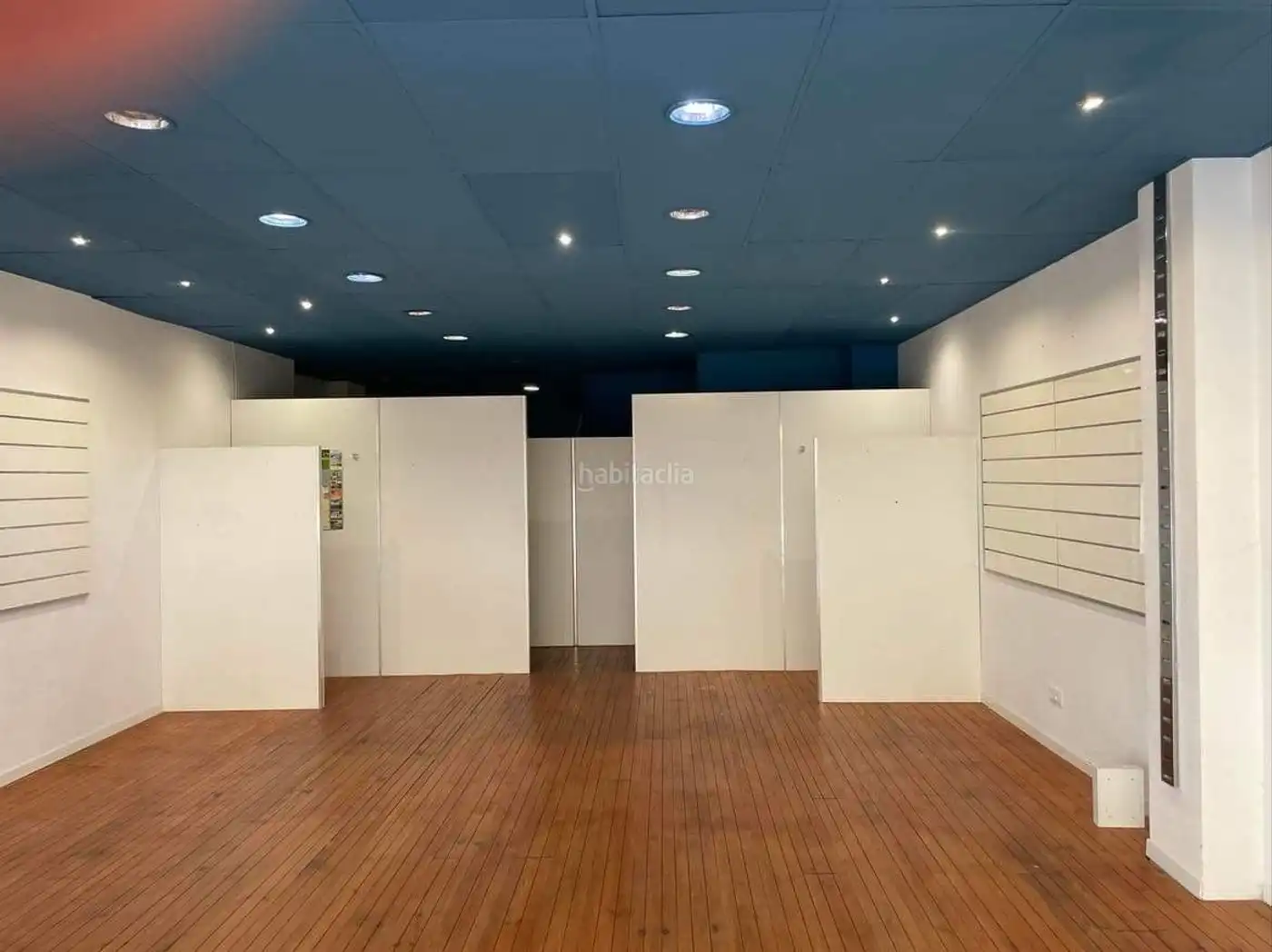 Locale commerciale in vendita a Avinguda de Montgó 10