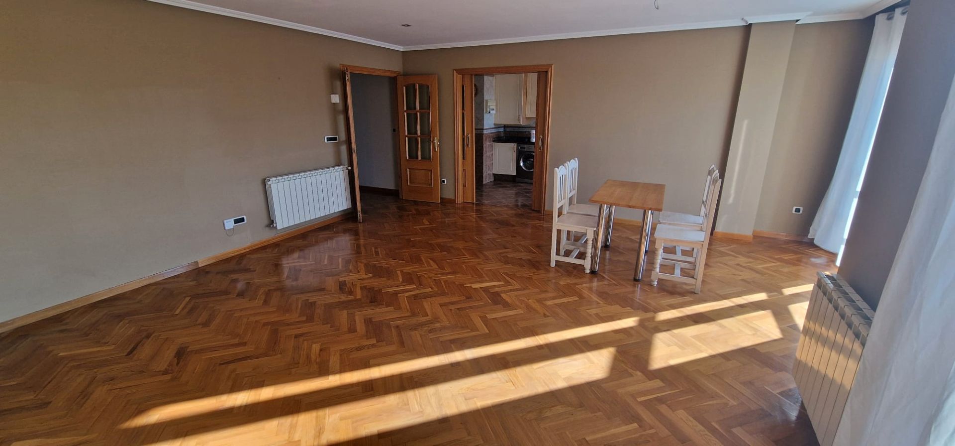 Wohnung zur Miete in Avenida del Balneario, Arteixo pueblo