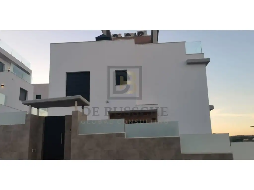 House with terrace for sale in Calle Juan Marse-Cmor, imagen 8