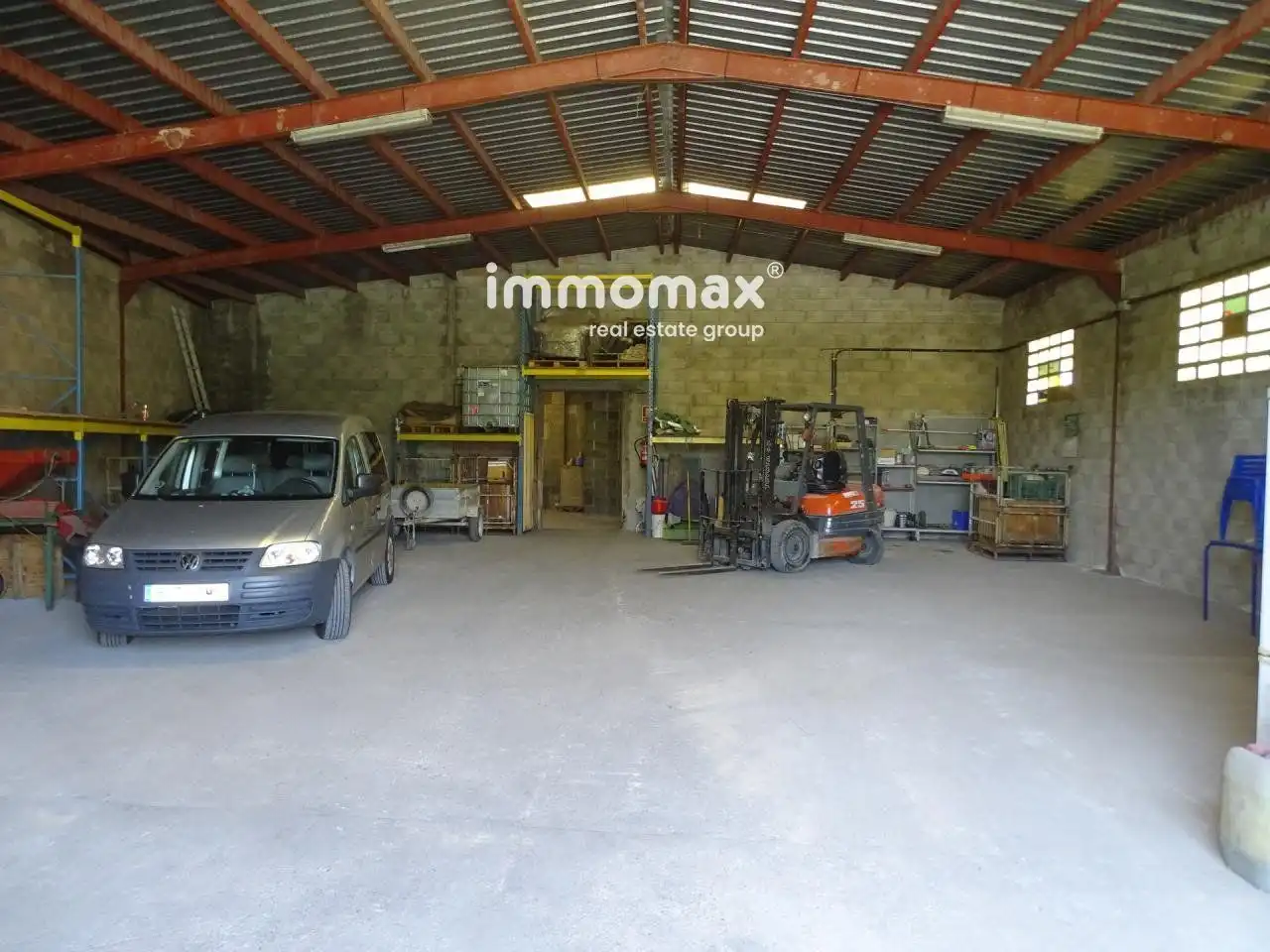 Nave industrial en venta en Caseres