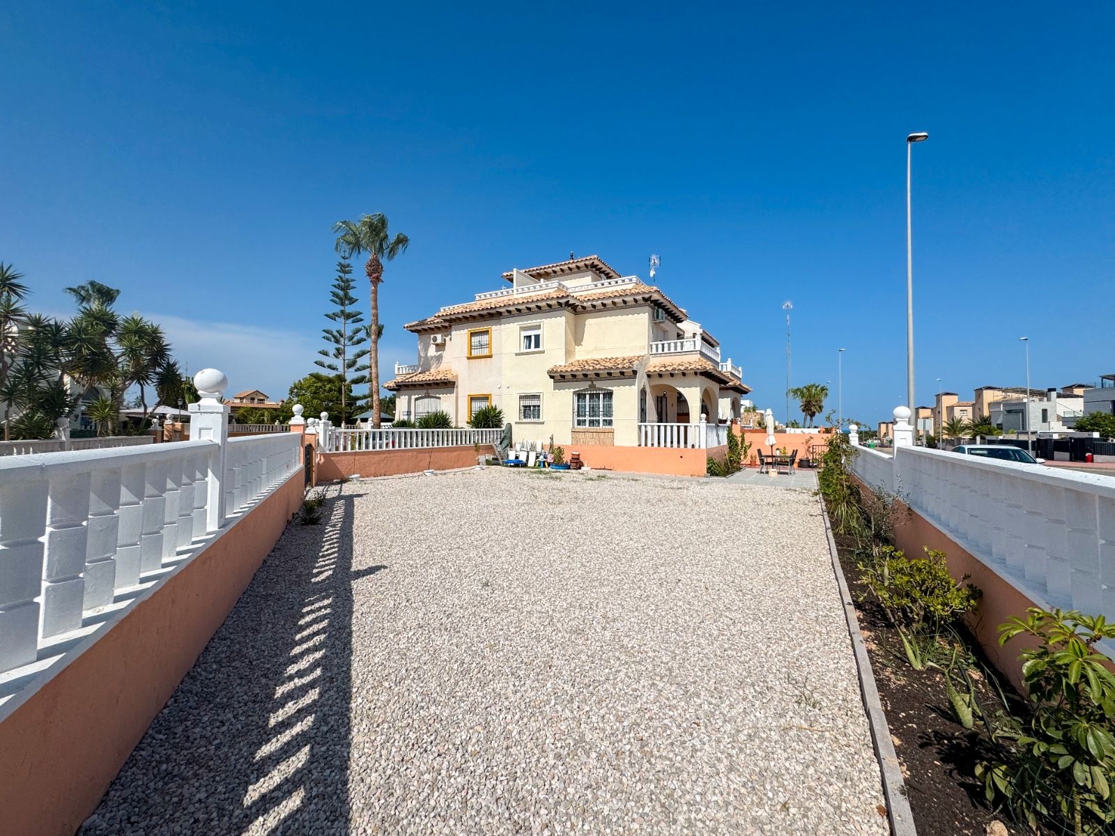Vista exterior de Casa o chalet de alquiler en Orihuela con Aire acondicionado, Amueblado y Horno