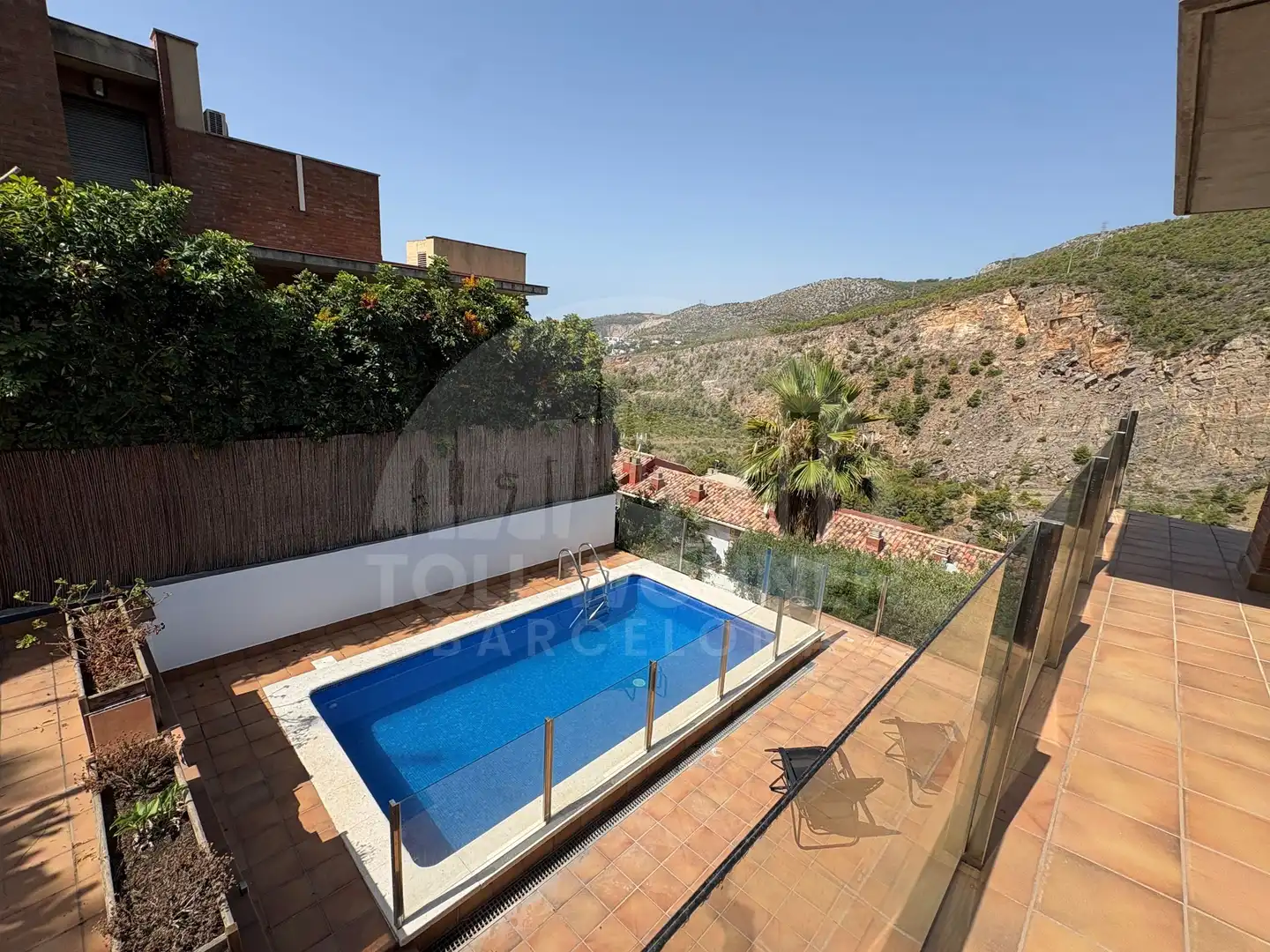 Swimming pool of Detached homes for sale in Castelldefels  with Air Conditioner, Heating and Terrace