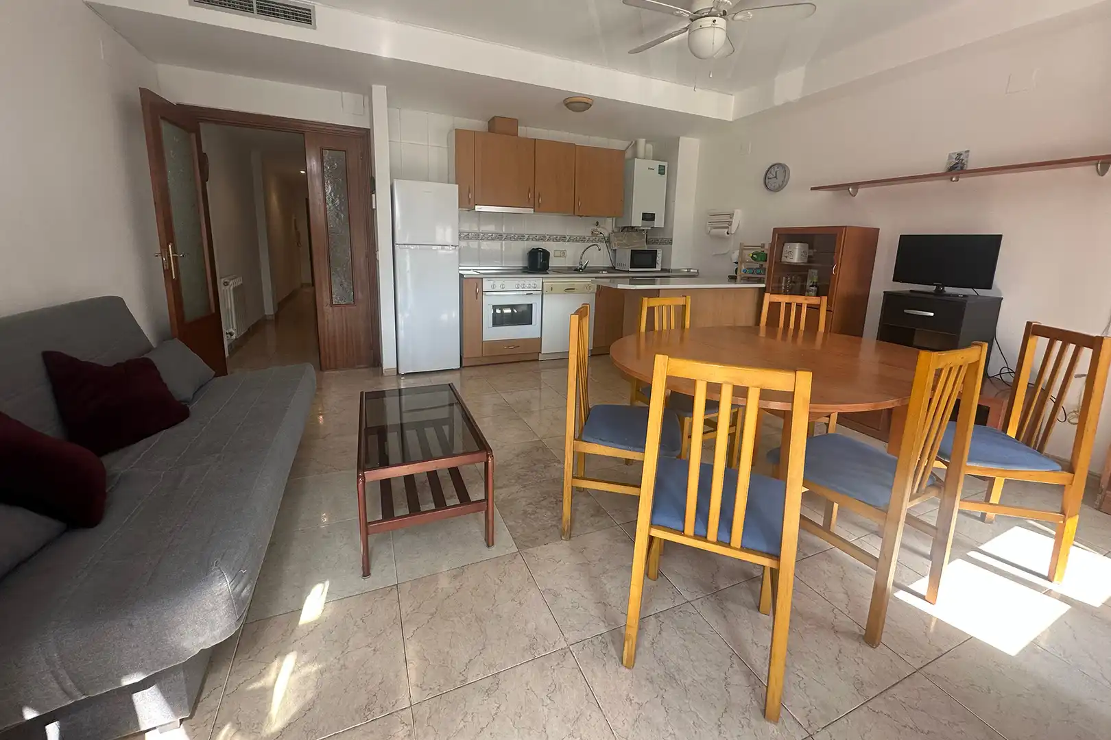 Flat with lift for sale in Avinguda de Iecla, imagen 2