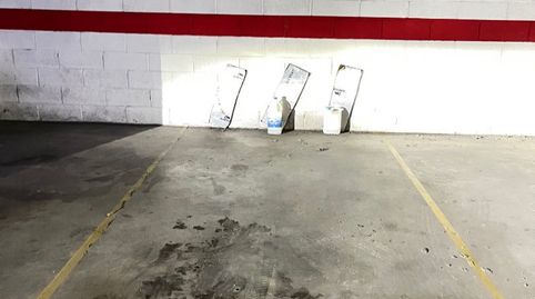 Foto 2 de Garaje de alquiler en Carrer de Pere de Cabrera, 12, Cappont, Lleida Capital