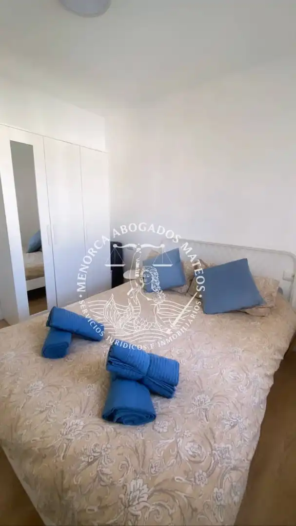 Dormitori de Apartament de lloguer en Ciutadella de Menorca amb Aire condicionat, Terrassa i Moblat