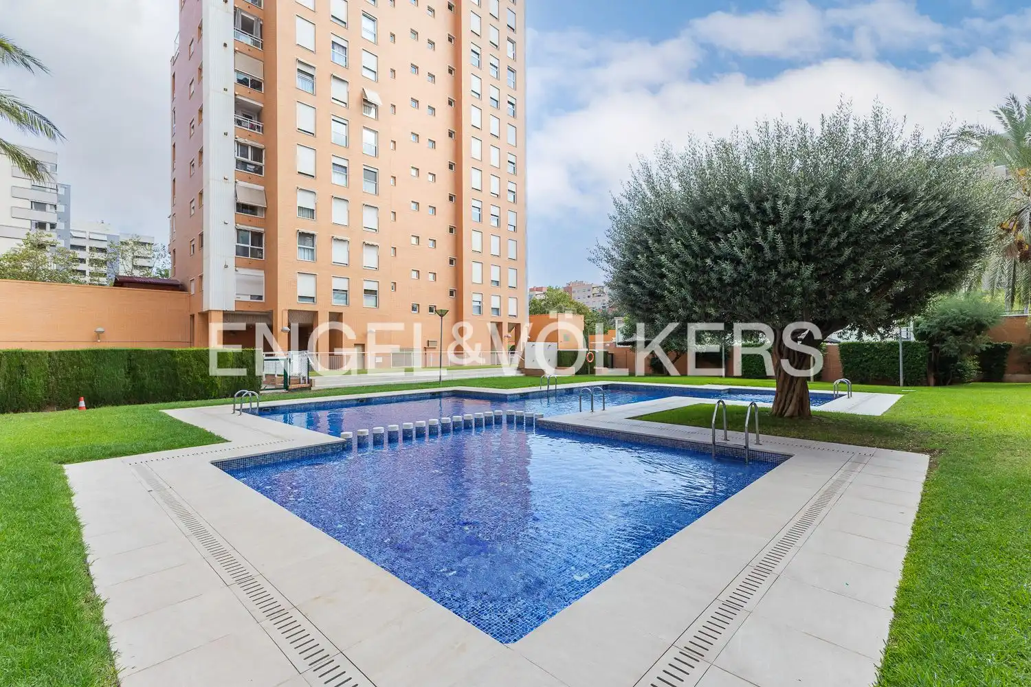 Piscina de Piso en venta en Valencia con Aire acondicionado, Calefacción y Parquet