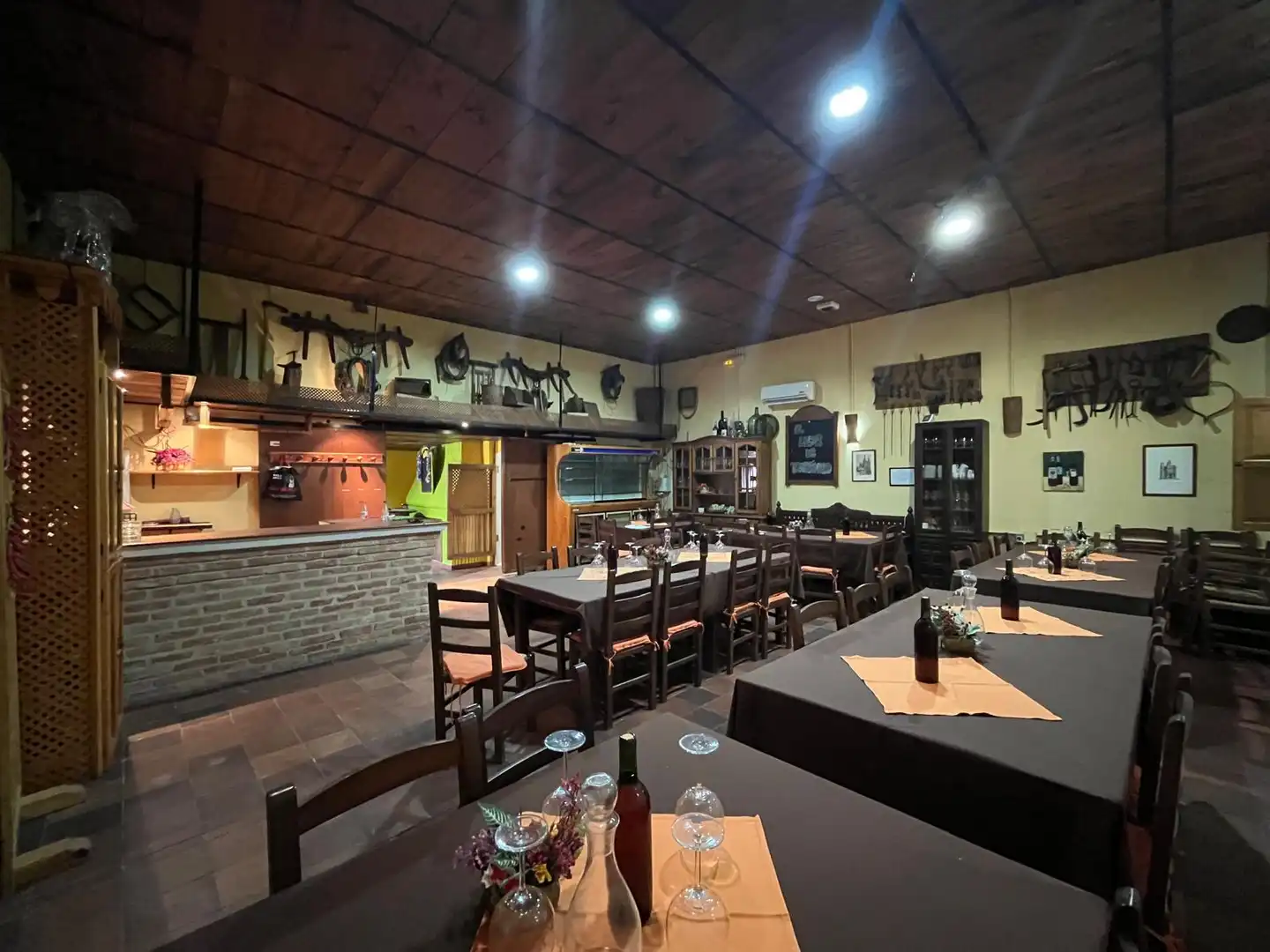 Local en venta en Santibáñez de Valcorba con Amueblado