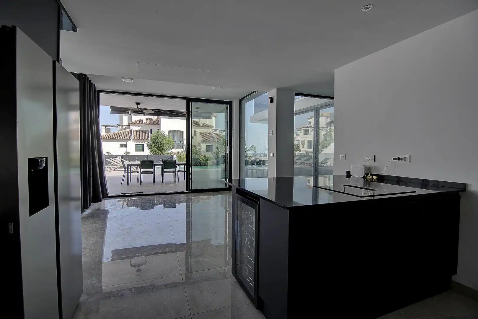 Villa con piscina in vendita a Golf Bahía, imagen 36