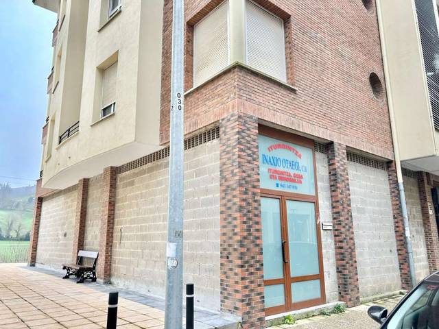 Local comercial en Venta en Zestoa