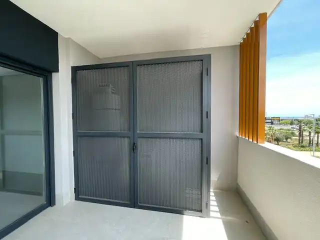 Piso de alquiler en Sant Joan d'Alacant con Aire acondicionado, Calefacción y Terraza