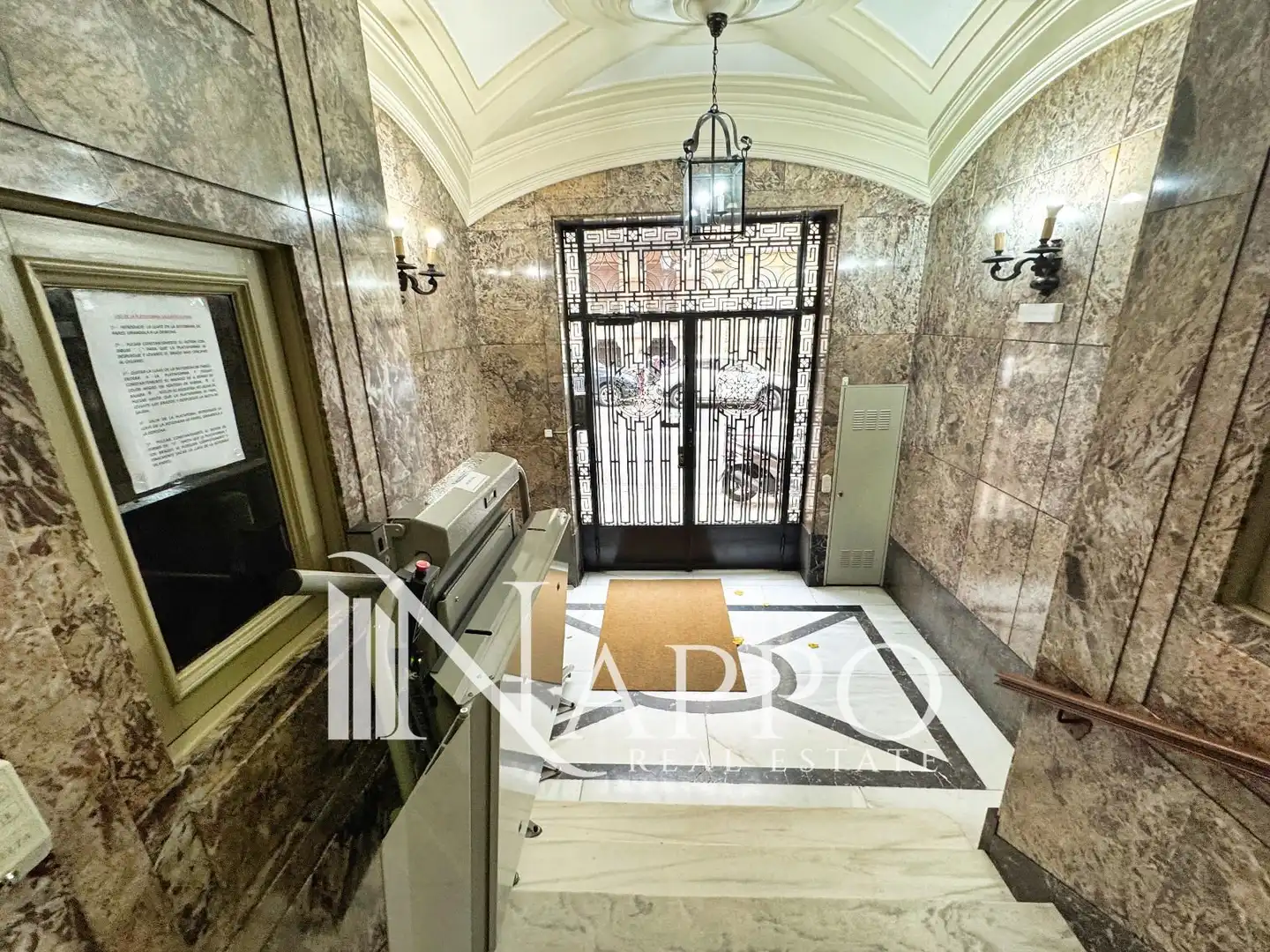 Attic for sale in Madrid  with Air Conditioner, Heating and Parquet flooring