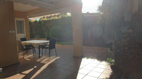 Foto 2 de Casa adosada en venda a Calle Camarena Plaza III, Mas Camarena, Bétera