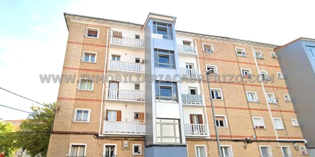 Flat for sale in Calle Uharte-Arakil, Chantrea