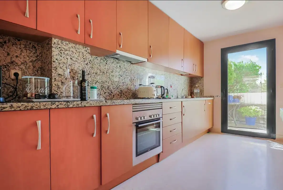 Cocina de Apartamento en venta en Benahavís con Aire acondicionado, Calefacción y Jardín privado