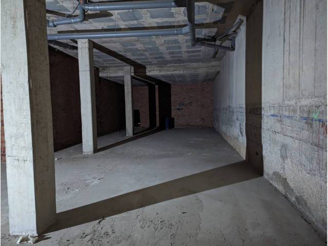 Local comercial en Venta en DEL CELLER en Cementiri Vell