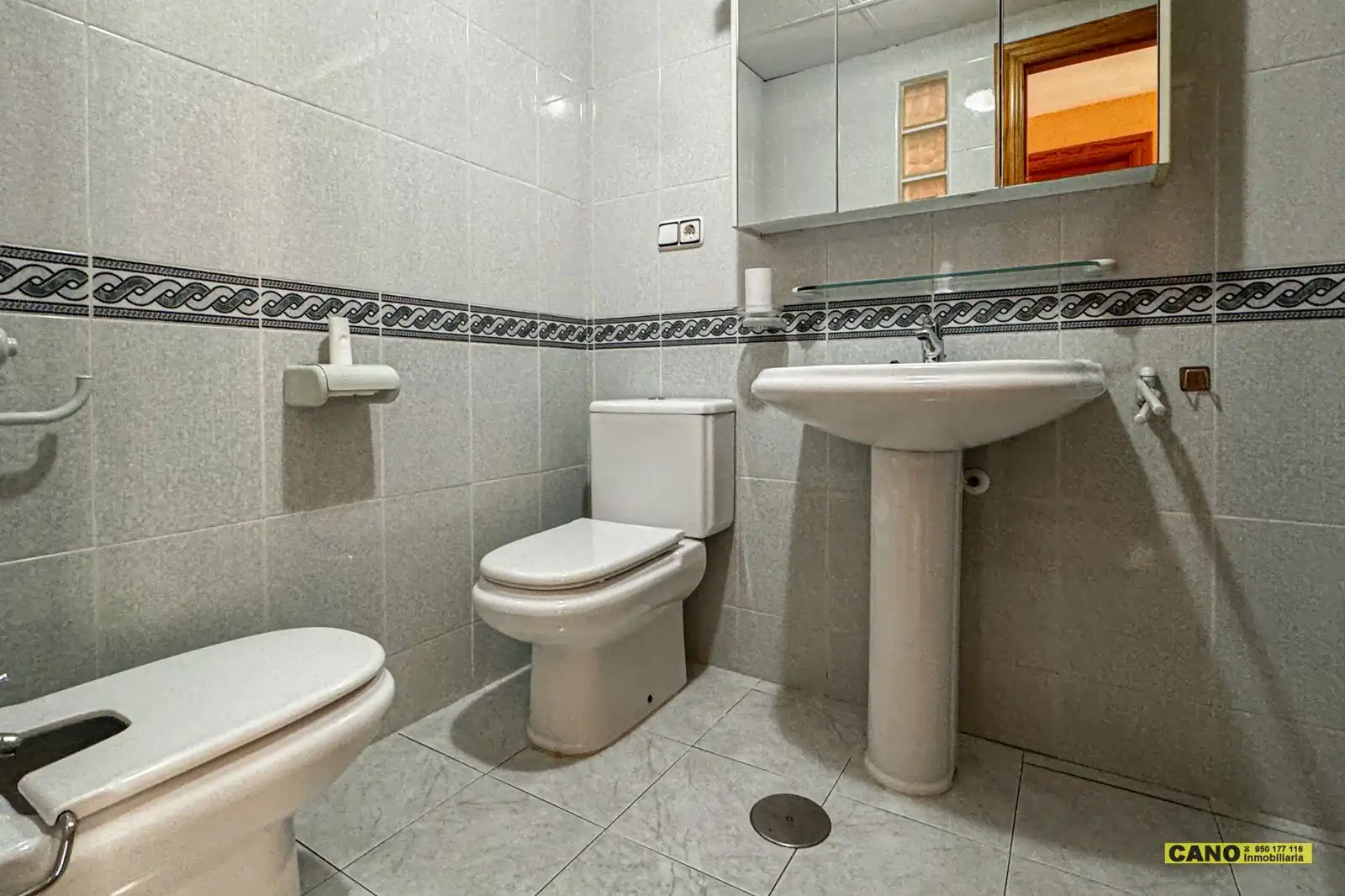 Baño de Piso en venta en Almería con Trastero