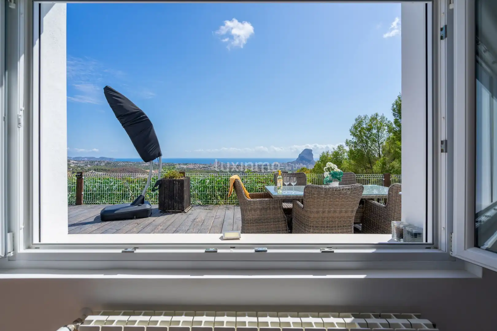 Außenansicht von Haus oder Chalet zum Verkauf in Calpe / Calp mit Klimaanlage, Heizung und Terrasse