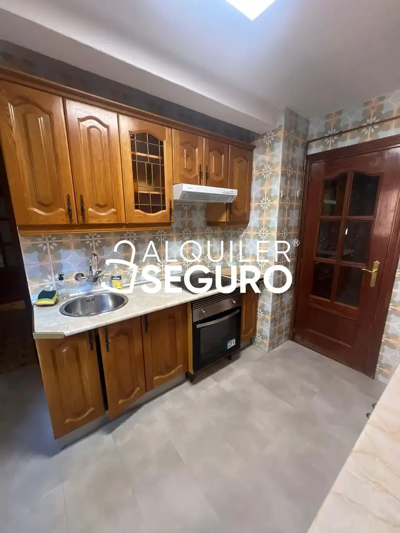 Kitchen of Flat for rent in Madrid  with Heating, Terrace and Furnished