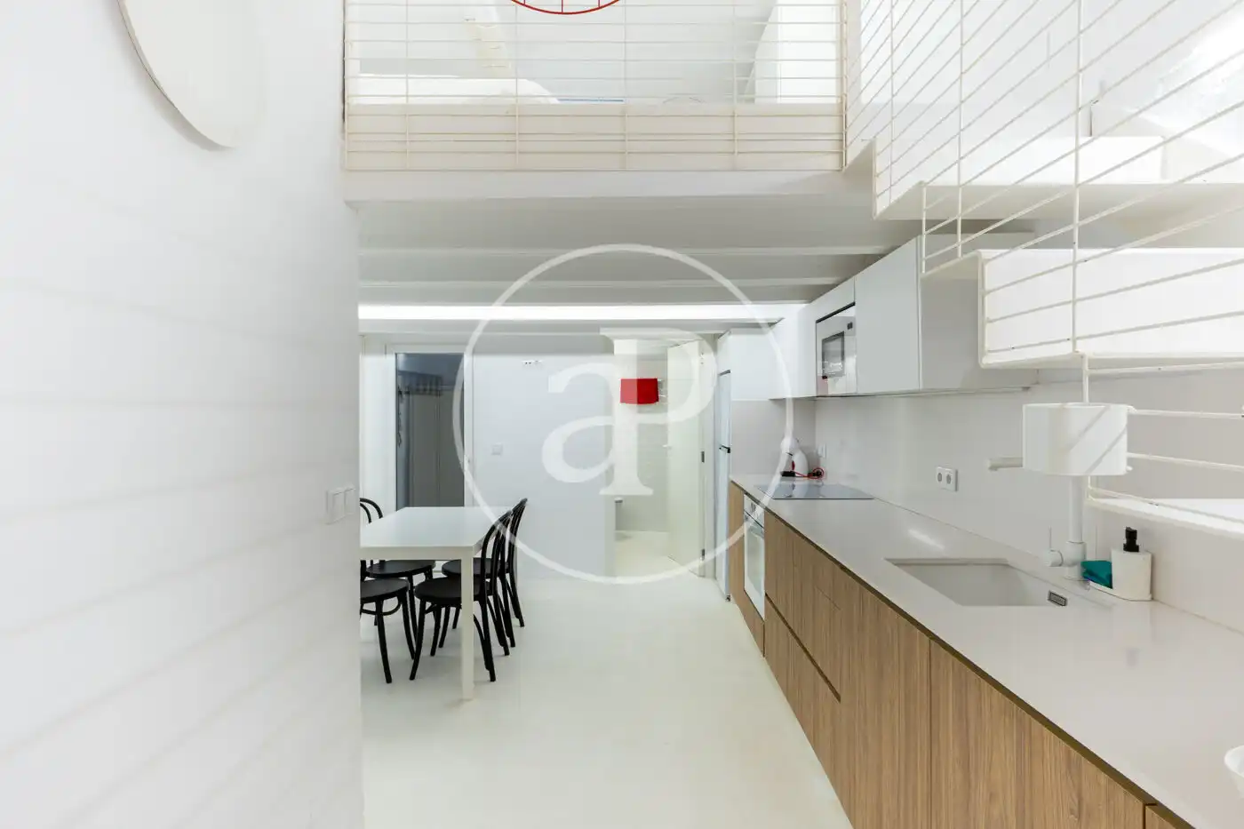 Cuina de Loft de lloguer en Valencia amb Aire condicionat, Calefacció i Moblat