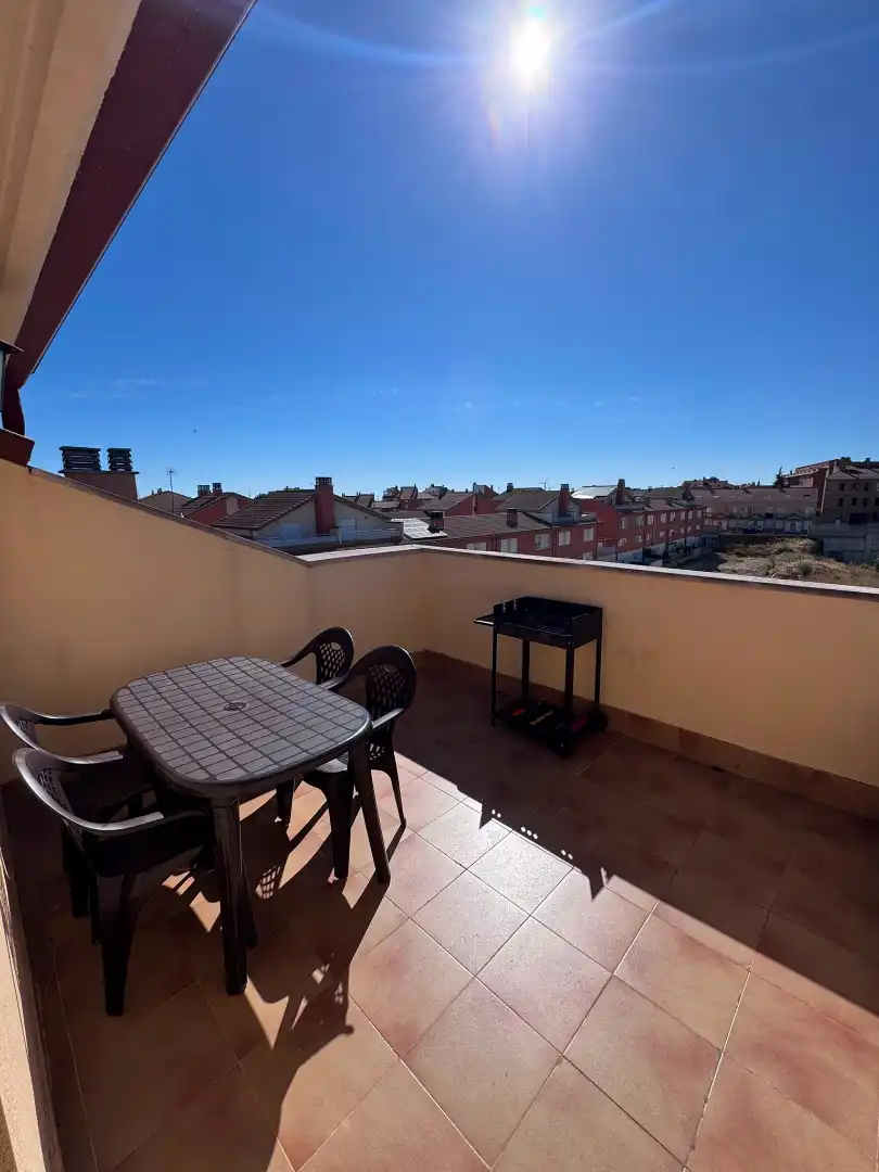 Terrasse von Maisonette zum Verkauf in La Muela mit Klimaanlage, Heizung und Privatgarten