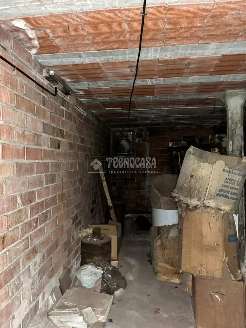 Local en venta en Badalona