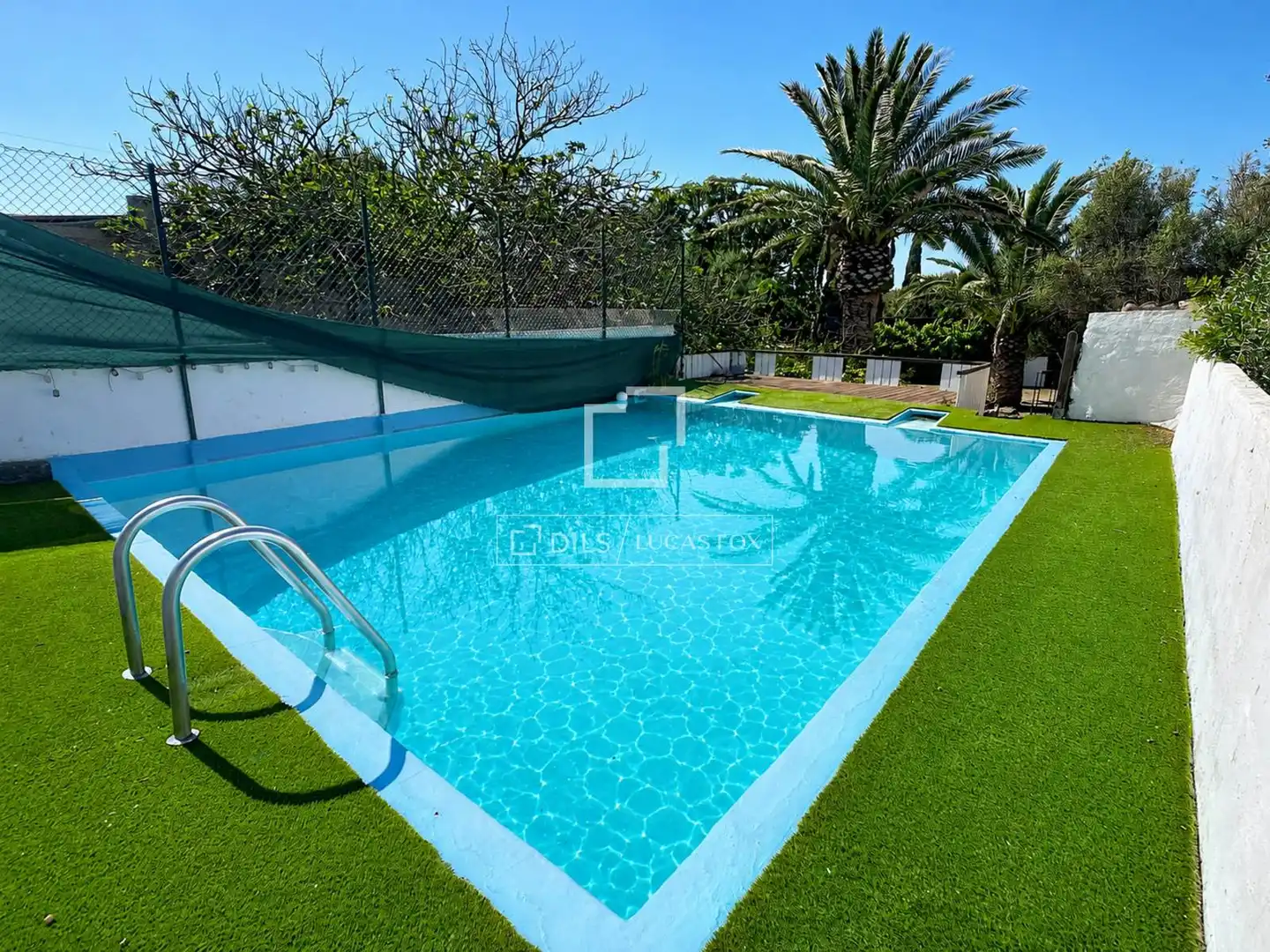 Piscina de Finca rústica en venta en Ciutadella de Menorca con Jardín privado, Terraza y Piscina