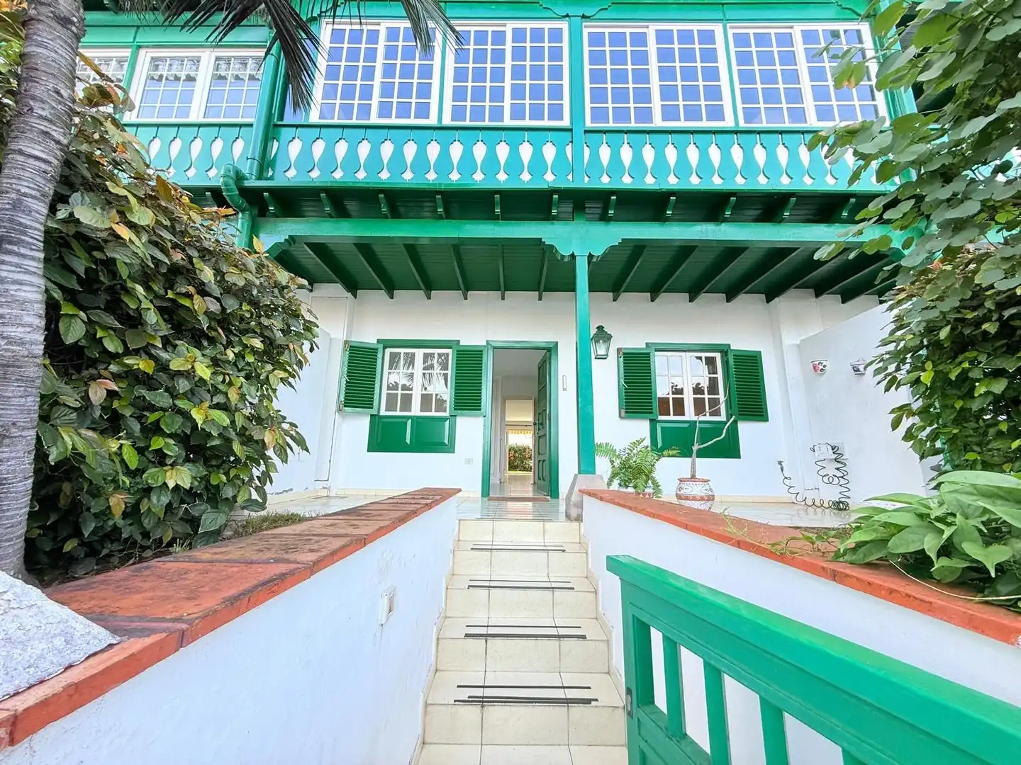 Vista exterior de Apartamento en venta en Puerto de la Cruz con Terraza y Piscina comunitaria