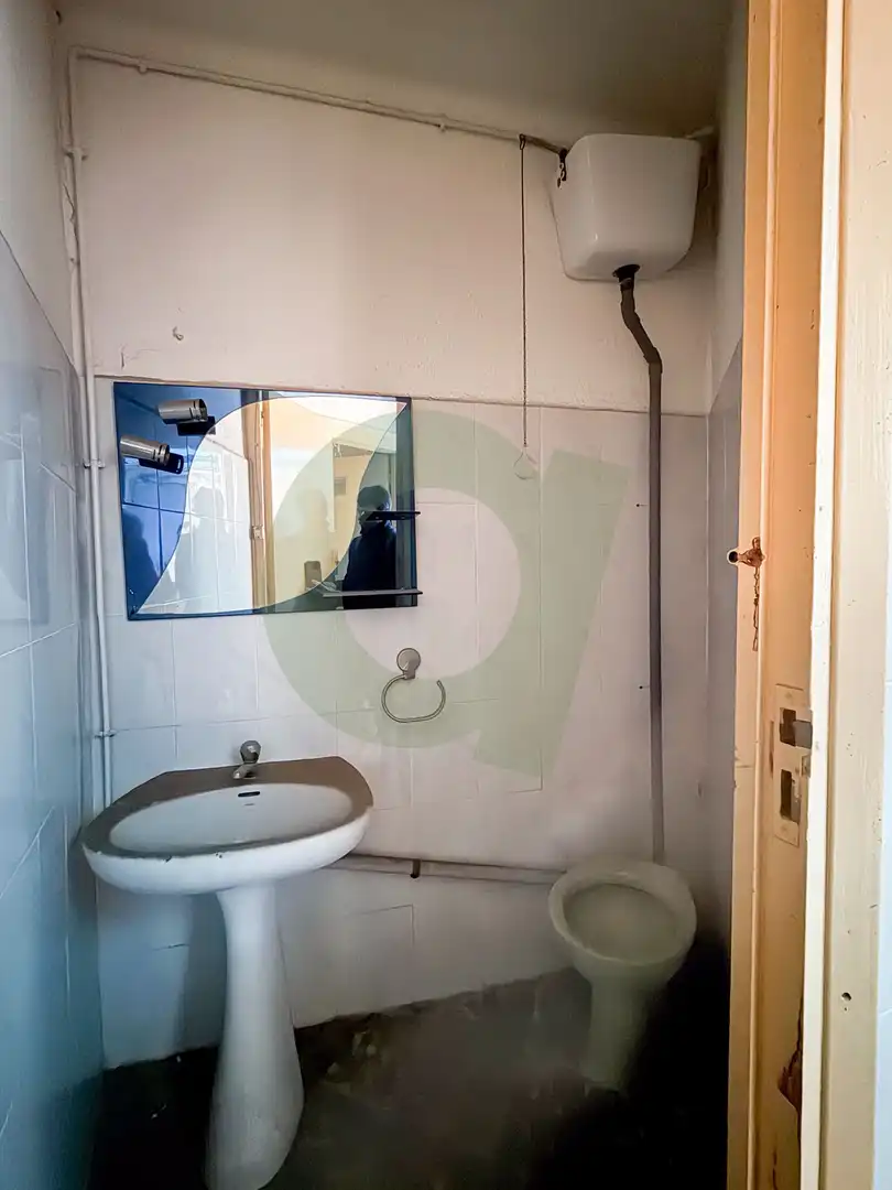 Bany de Local en venda en Barcelona