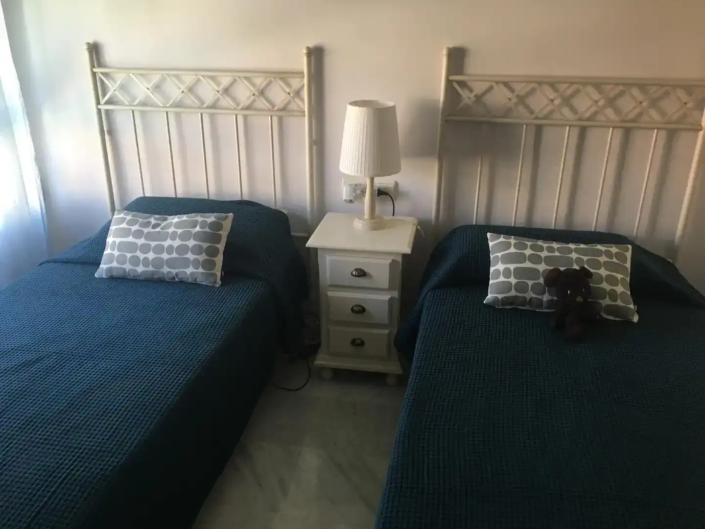 Schlafzimmer von Wohnung zur Miete in Rota mit Klimaanlage, Privatgarten und Schwimmbad