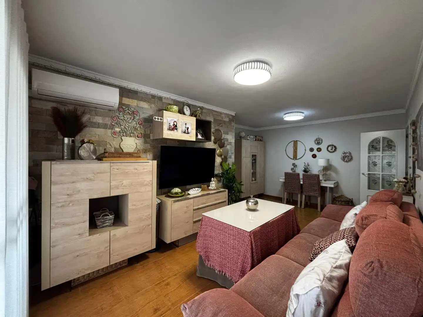 Sala d'estar de Pis en venda en Huelva amb Aire condicionat i Traster