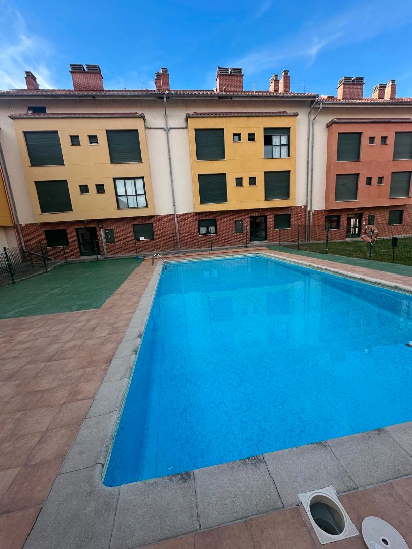 Swimming pool of Flat for sale in Cuzcurrita de Río Tirón  with Heating, Terrace and Storage room
