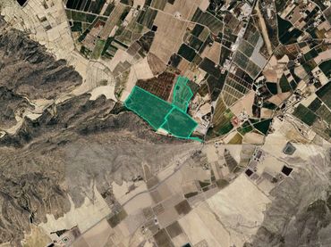 Terreno rustico in vendita a Paraje Alberceales