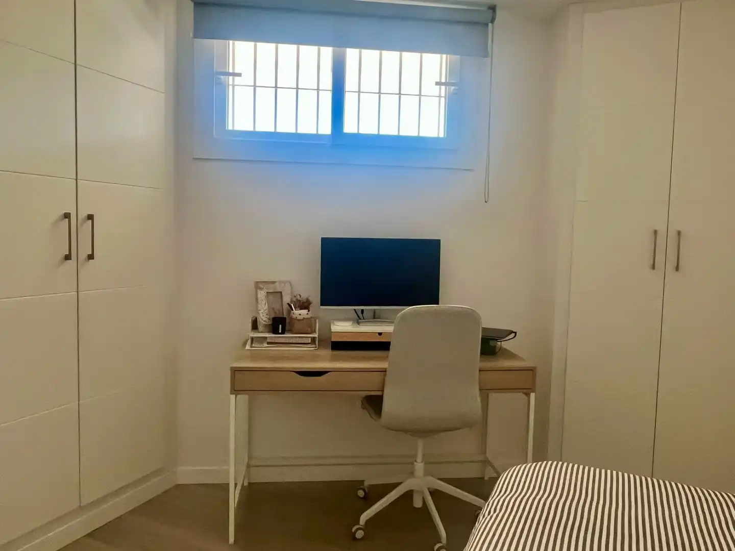 Bedroom of Flat for sale in Torremolinos  with Air Conditioner, Terrace and Furnished