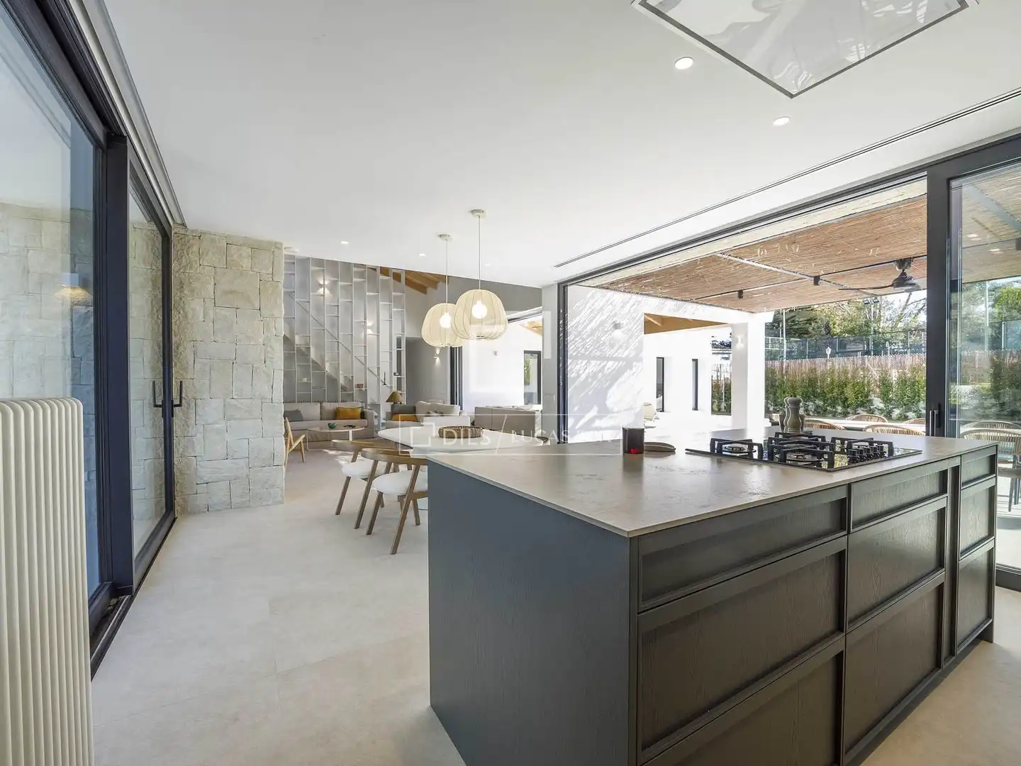 Cocina de Casa o chalet en venta en L'Eliana con Aire acondicionado, Calefacción y Jardín privado