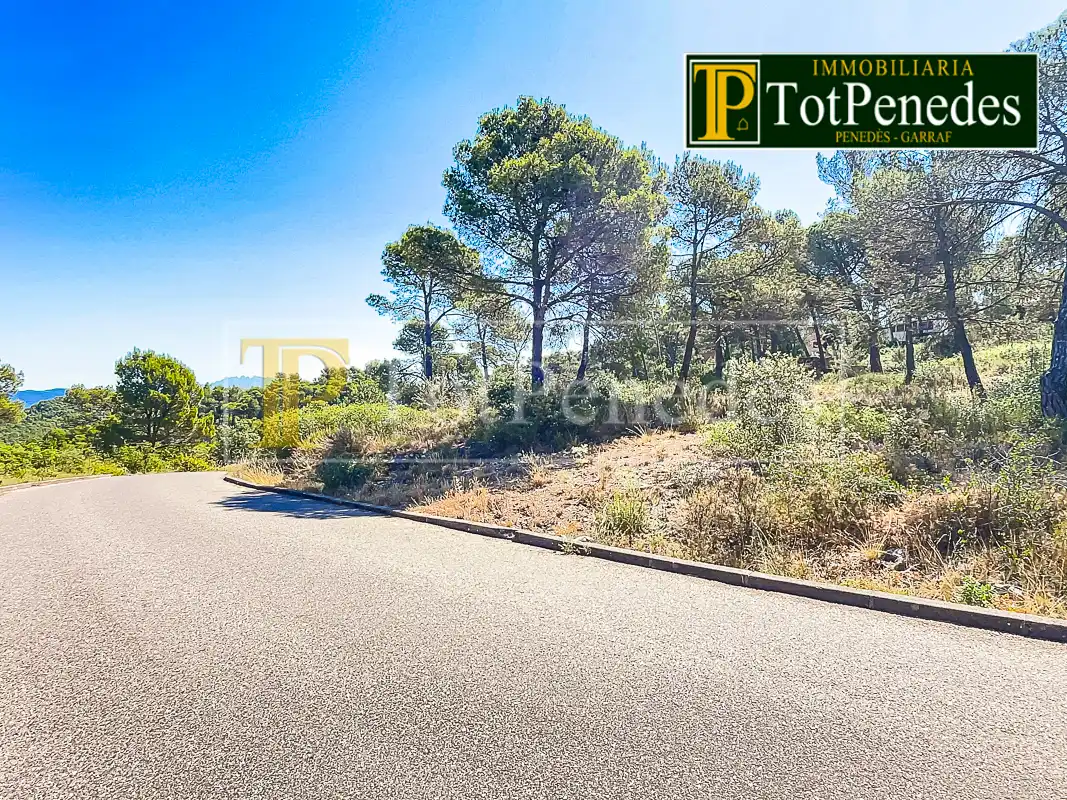 Terreny residencial en venda a Carrer Tarragona