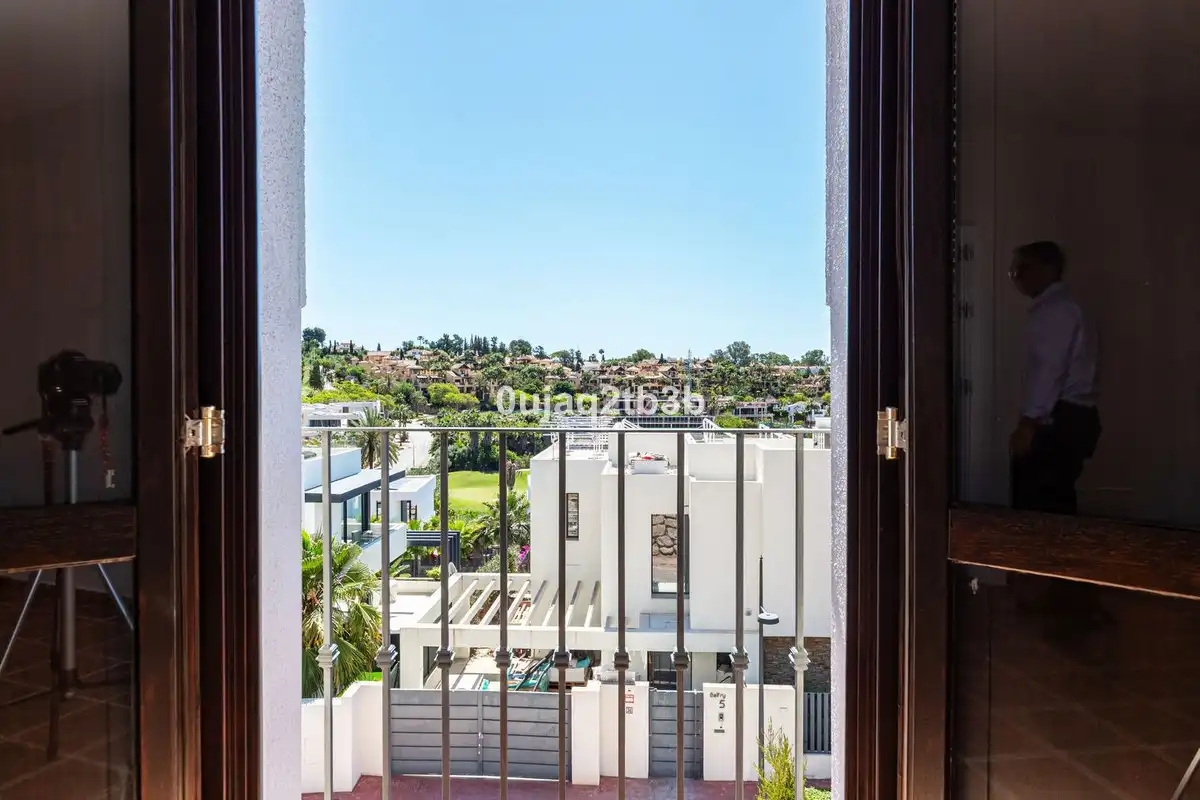 Terraza de Casa adosada de alquiler en Estepona con Aire acondicionado, Jardín privado y Terraza